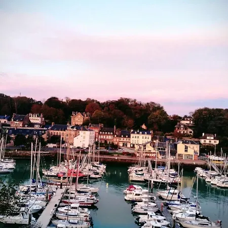 Le Castel Fleury , T2 Avec Vue Sur Le Port, Dans Batisse De Caractere, Pour 4 Personnes Апартаменты