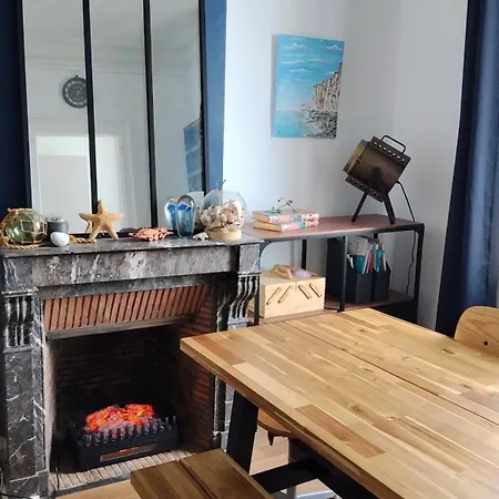 Le Castel Fleury , T2 Avec Vue Sur Le Port, Dans Batisse De Caractere, Pour 4 Personnes Saint-Valery-en-Caux